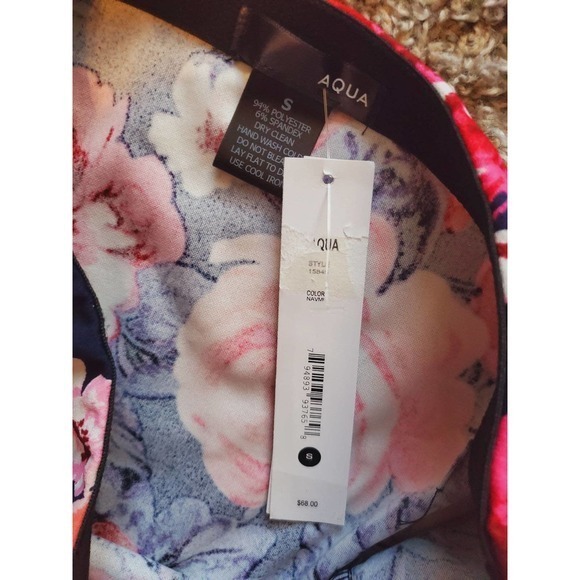 Aqua Floral Skirt Size Small NWT‎ - Picture 2 of 3